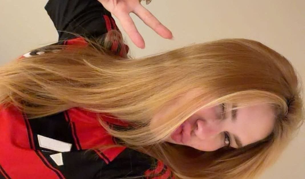 Virginia Fonseca Surge Com Camisa Do Flamengo Presenteada Pela Sogra