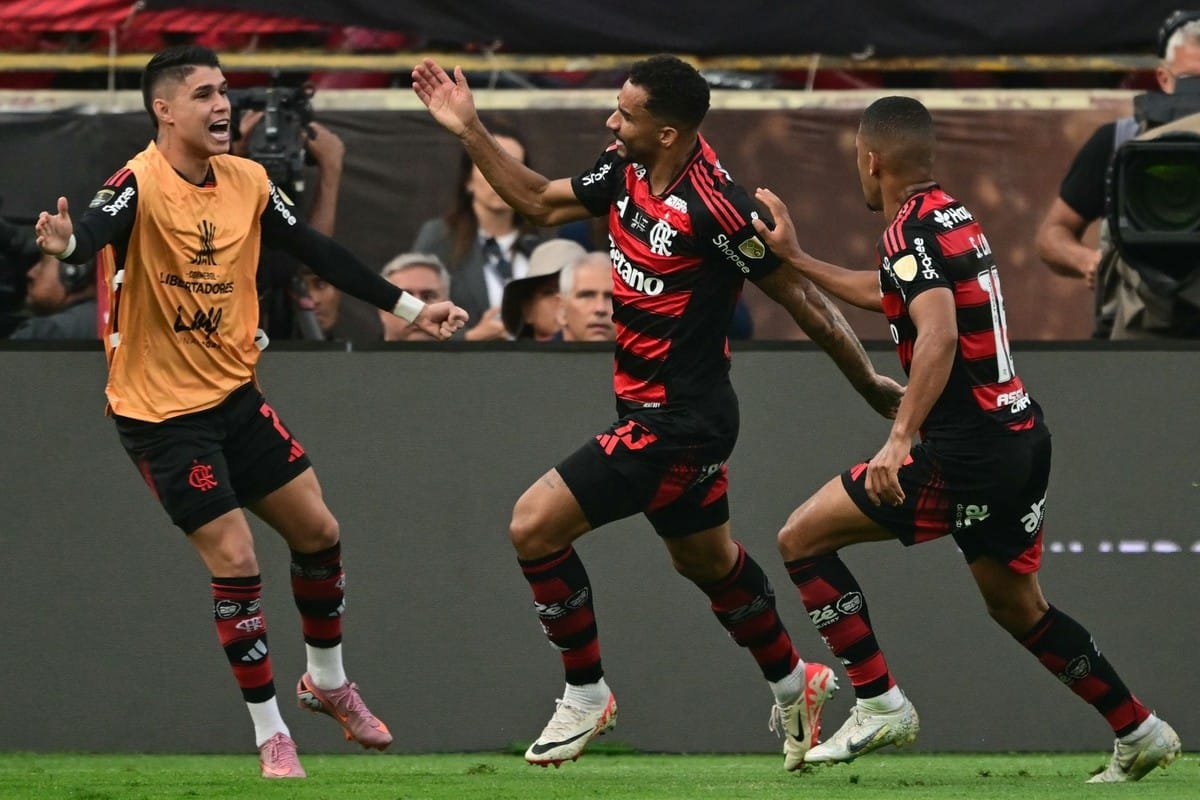 Flamengo Conquista A Libertadores Com Gol Decisivo De Danilo E Entra Para