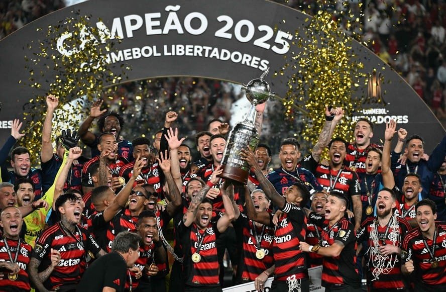 Título Otimizado (h1): Flamengo: Logística No Intercontinental Vira Drama!