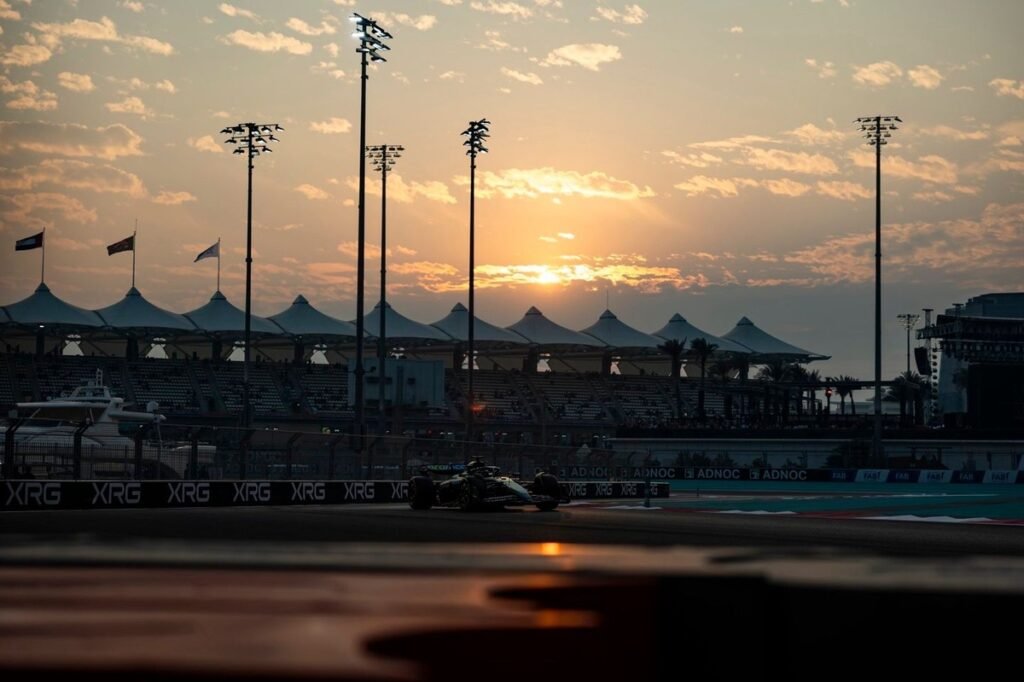 Gp De Abu Dhabi: Verstappen Domina E Desafia Rivais