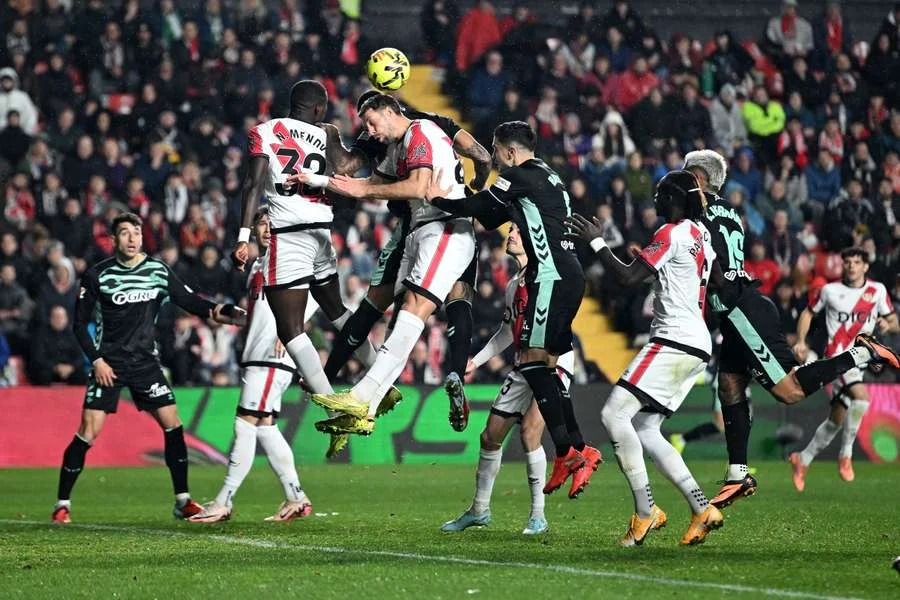 2025/12 — Laliga: Rayo Vallecano E Betis Ficam No Zero Em Vallecas Com Duas Lesões Preocupantes E Bola Na Trave