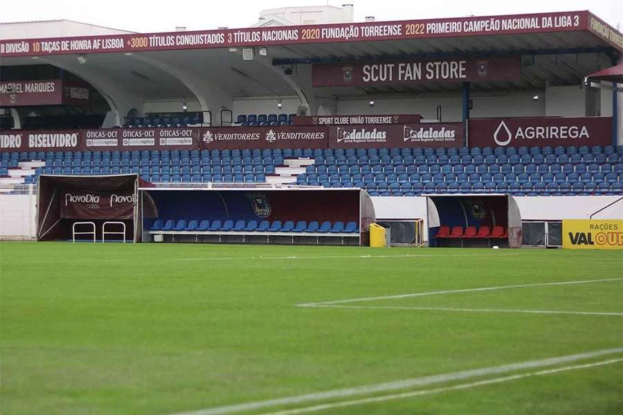 2025/12 — Taça De Portugal: Mau Tempo Leva Caldas X Braga Para Torres Vedras Após Relvado Inseguro No Campo Da Mata