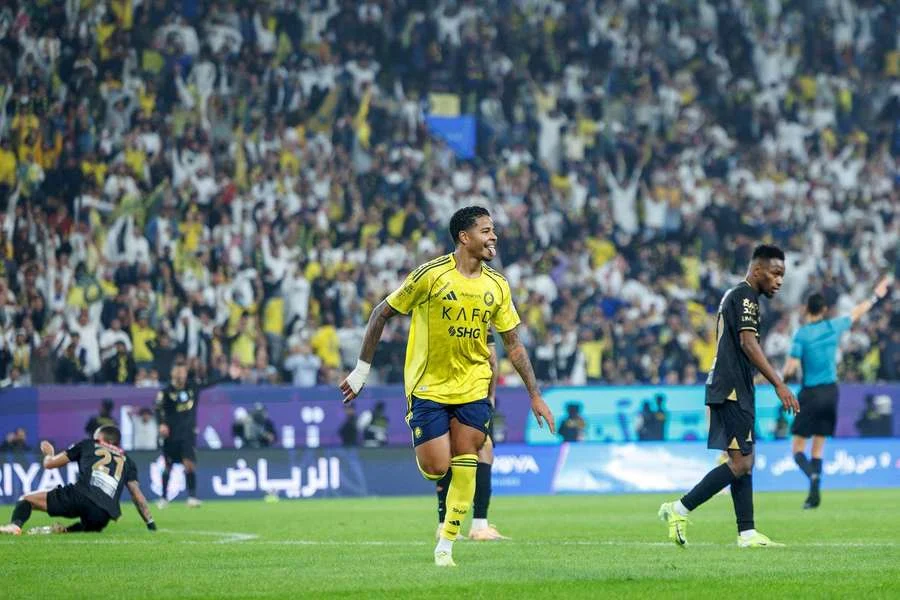 2025/12 — Benfica De José Mourinho Atento A Wesley: Jovem Extremo Do Al Nassr, Colega De Cristiano Ronaldo E João Félix, Pode Chegar Para Reforçar O Ataque Encarnado