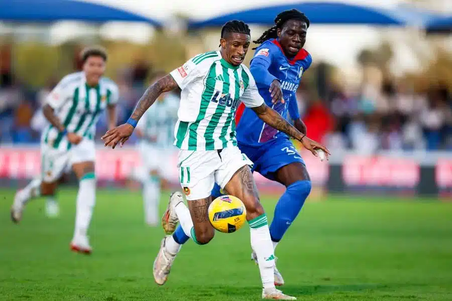 Benfica Nega Acordo Por André Luiz Do Rio Ave E Desmente Visita Do Jogador Ao Campus