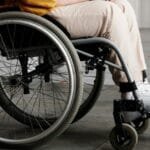 Airbnb Condenado! Paraplegia E Dívida Médica Explosiva No Brasil
