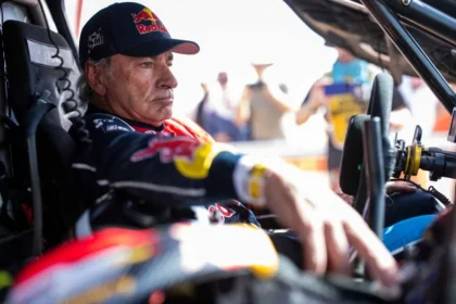 Carlos Sainz Sr. Revela: “quase Me Reformei Por Causa Da Fia E Do Real Madrid” Antes Do Rally Dakar