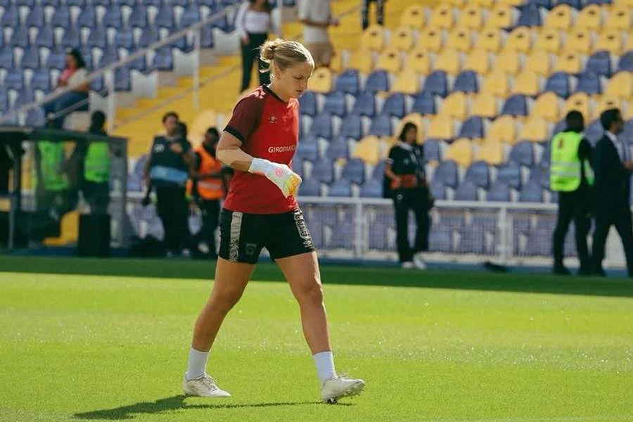 Despedida Emocionante: Claire Henninger Anuncia Fim De Ciclo No Torreense Feminino Após Seis Jogos E Expressa Gratidão Nas Redes Sociais