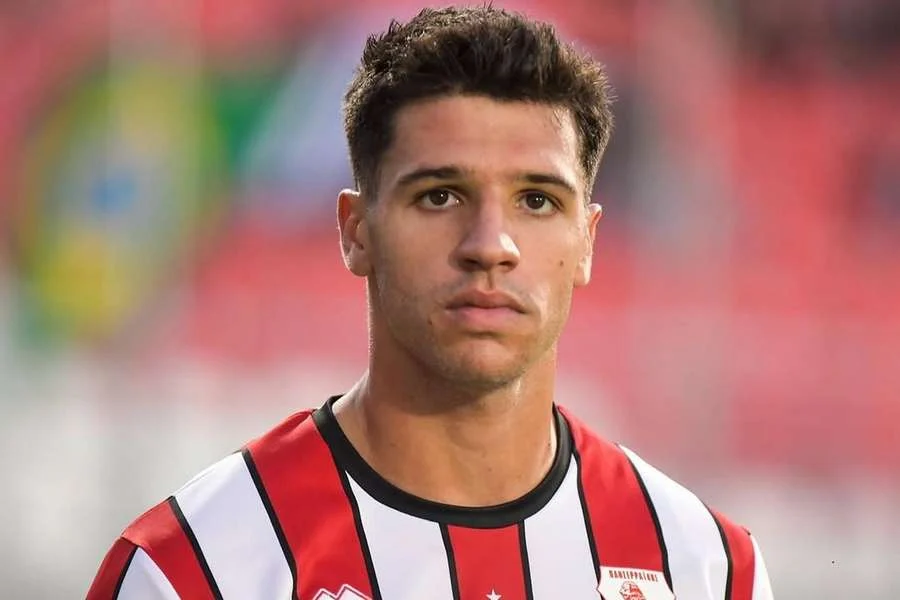 Paços De Ferreira Anuncia Miguel Falé: Atacante De 21 Anos Chega Livre Após Experiência Na Grécia E Vice Campeonato Sub 19