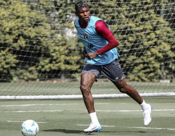 Arboleda Inicia Pré Temporada Com O São Paulo Após Reapresentação Agendada E Foca Em Preparação Para O Campeonato Paulista De 2024