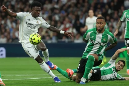 Vini Jr. Enfrenta Novas Vaias Da Torcida Do Real Madrid No Bernabéu Em Meio A Má Fase E Preocupações Com O Contrato