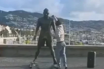 Estátua De Cristiano Ronaldo é Incendiada Na Ilha Da Madeira; Vídeo Chocante Viraliza E Suspeito é Detido Após Ameaça Enigmática