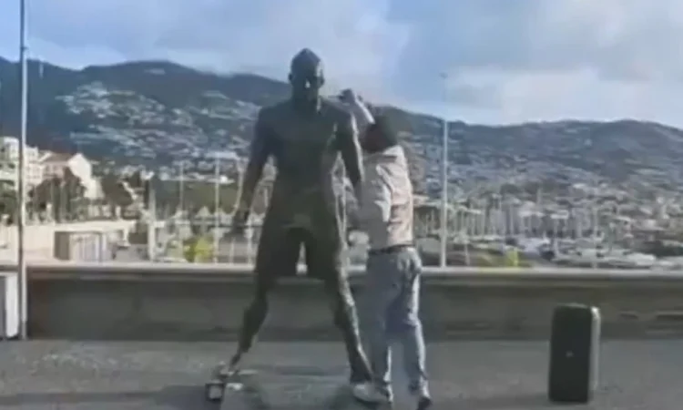 Estátua De Cristiano Ronaldo é Incendiada Na Ilha Da Madeira; Vídeo Chocante Viraliza E Suspeito é Detido Após Ameaça Enigmática