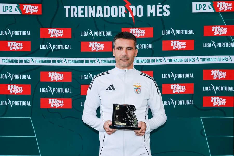 Nélson Veríssimo, Do Benfica B, é Eleito Melhor Treinador Da Liga 2 Em Dezembro E Agradece A José Mourinho Por ‘apoio E Preocupação’