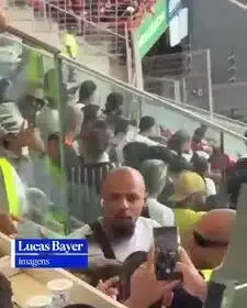 Felipe Melo Se Exalta E Discute Com Torcedor Do Corinthians Antes Da Final Da Supercopa Rei Em Brasília