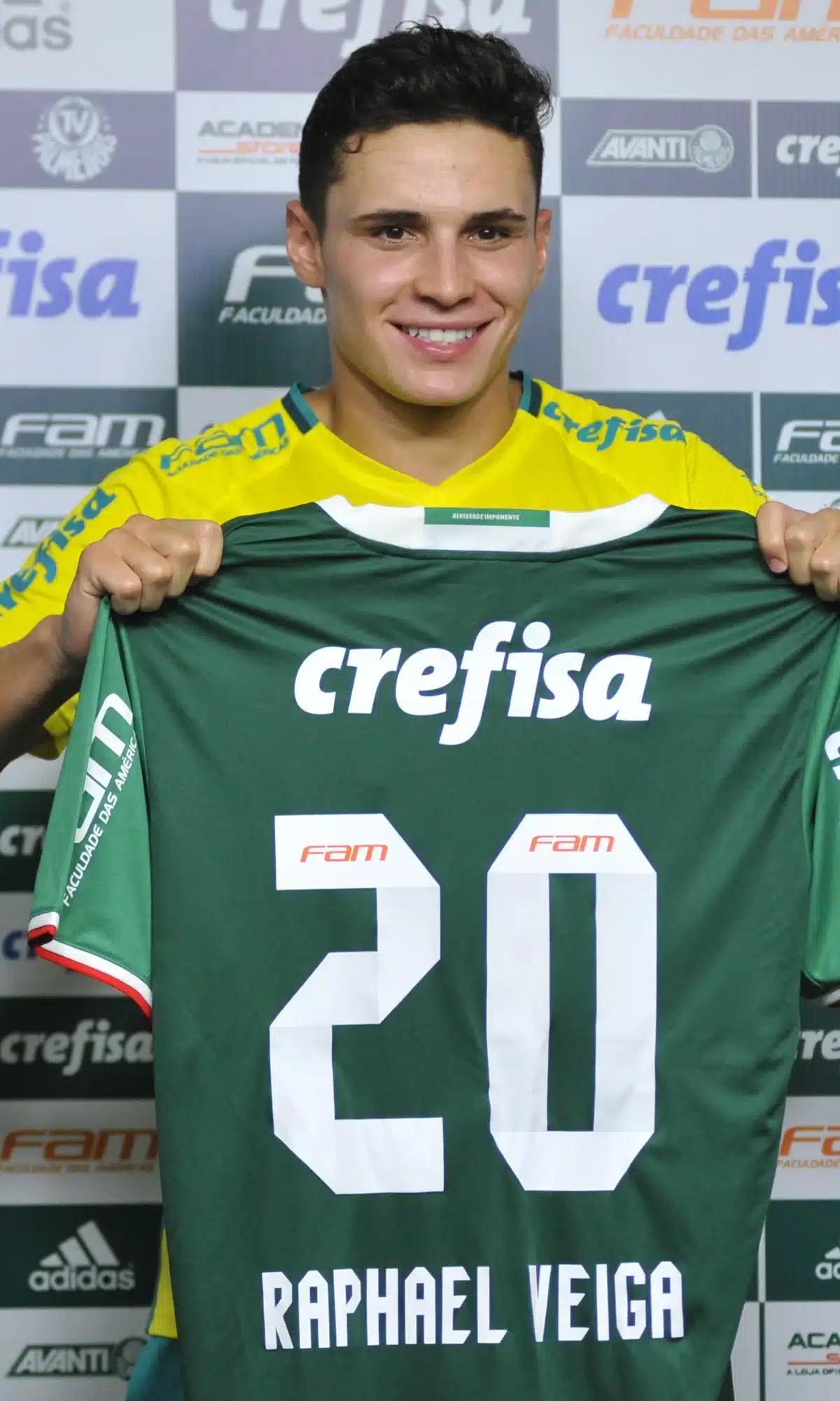 Raphael Veiga, Ídolo E Artilheiro Do Século, Deixa O Palmeiras Rumo Ao América Mex Após Conquistas Históricas E 11 Títulos