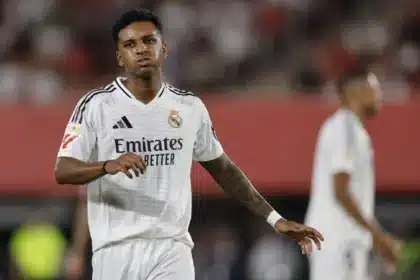 Rodrygo, Do Real Madrid, é Suspenso Por Dois Jogos Da Champions League Após Insultar árbitro E Desfalca Equipe Em Duelos Decisivos Contra O Benfica