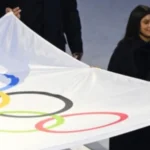 Rebeca Andrade Brilha Ao Carregar Bandeira Olímpica Na Grandiosa Abertura Dos Jogos De Inverno De Milão Cortina