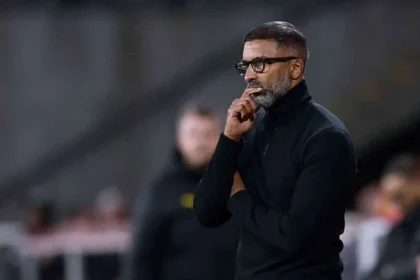 Conflito Entre Habib Beye E Stade Rennes Por Indenização Trava Chegada Do Novo Treinador Ao Olympique De Marseille E Preocupa Na Ligue 1