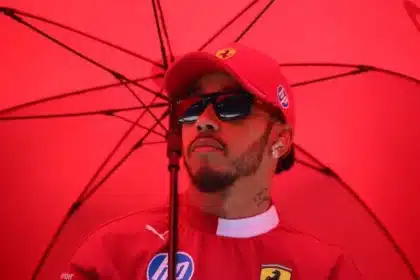 Fórmula 1 2026: Os Contratos Milionários Que Redefinem O Valor Dos Pilotos – Verstappen, Hamilton E A Nova Hierarquia Salarial Na Era Audi E Cadillac