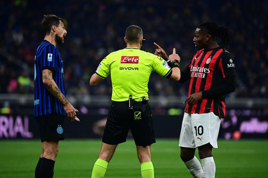 Dérbi Milan X Inter: Jogo De Vida Ou Morte Pelo Scudetto Pode Coroar O Campeão Italiano Ou Acender A Última Chama Rossonera