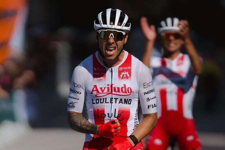 Ciclismo: Nicolás Tivani, Da Argentina, Domina A Clássica Da Primavera Em Santo Tirso Com Estratégia De Equipe Impecável