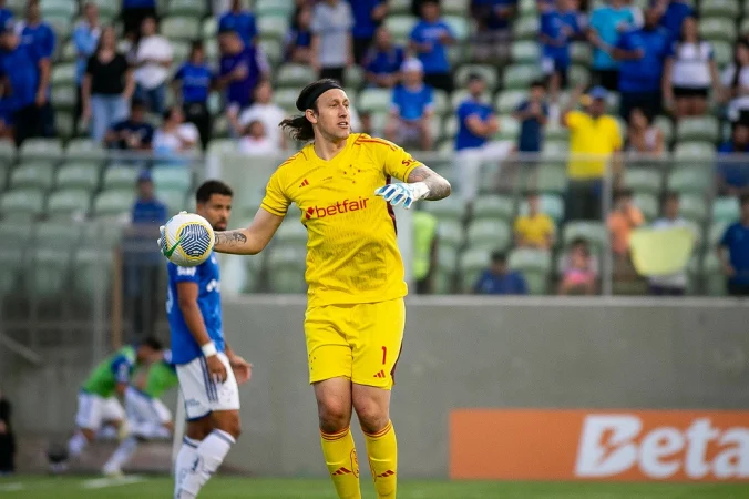 Cássio, ídolo Do Cruzeiro, Sofre Grave Lesão No Joelho E Deve Perder O Restante Da Temporada Após Cirurgia