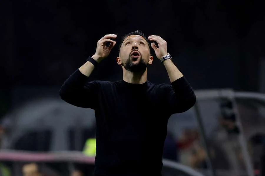 Farioli Contesta Penálti Sobre Gul E Libera Celebração Prolongada: ‘jogadores Merecem Horas A Mais!’