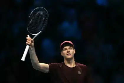 Jannik Sinner Conquista O Inédito Sunshine Double Em Miami, Superando Lehecka E Gravando Seu Nome Na História Do Tênis Mundial