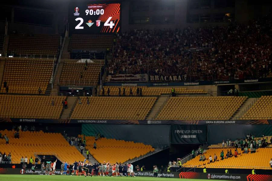 Betis Pede Desculpas Por Alerta De Evacuação Acionado Por Engano Em Jogo Decisivo Da Liga Europa Contra O Sc Braga