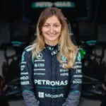 Doriane Pin Entra Para A História: Atleta De Desenvolvimento Da Mercedes Amg F1 Se Torna A Primeira Mulher A Pilotar Um Carro Da Equipe Em Silverstone