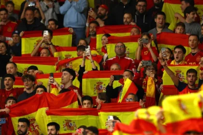 Torcedores Espanhóis Chocam Com Cântico Anti Muçulmano Durante Partida Contra O Egito E Geram Debate Sobre Racismo No Futebol