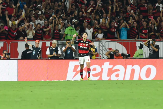 Flamengo Conquista Virada Heroica Sobre O Santos No Maracanã Com Pedro, Jorginho E Paquetá, Dispara No G4 Do Brasileirão E Deixa Peixe Em Situação Delicada