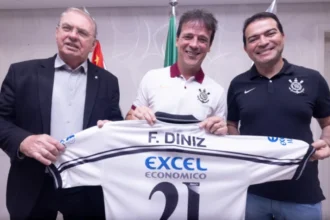 Fernando Diniz Assina Com O Corinthians Até 2026: Novo Treinador Chega Para Desafio Imediato Na Libertadores E Reconstrução Do Timão