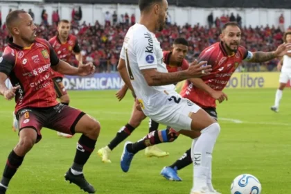 Santos Tropeça Na Altitude E Leva ‘gol Olímpico’ Em Estreia Com Derrota Na Copa Sul Americana Contra O Deportivo Cuenca