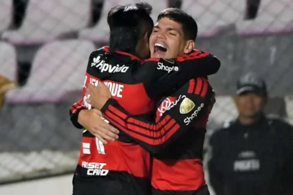 Flamengo Supera Desafio Da Altitude E Vence Cusco Por 2 A 0 Na Libertadores Com Gols De Bruno Henrique E Arrascaeta