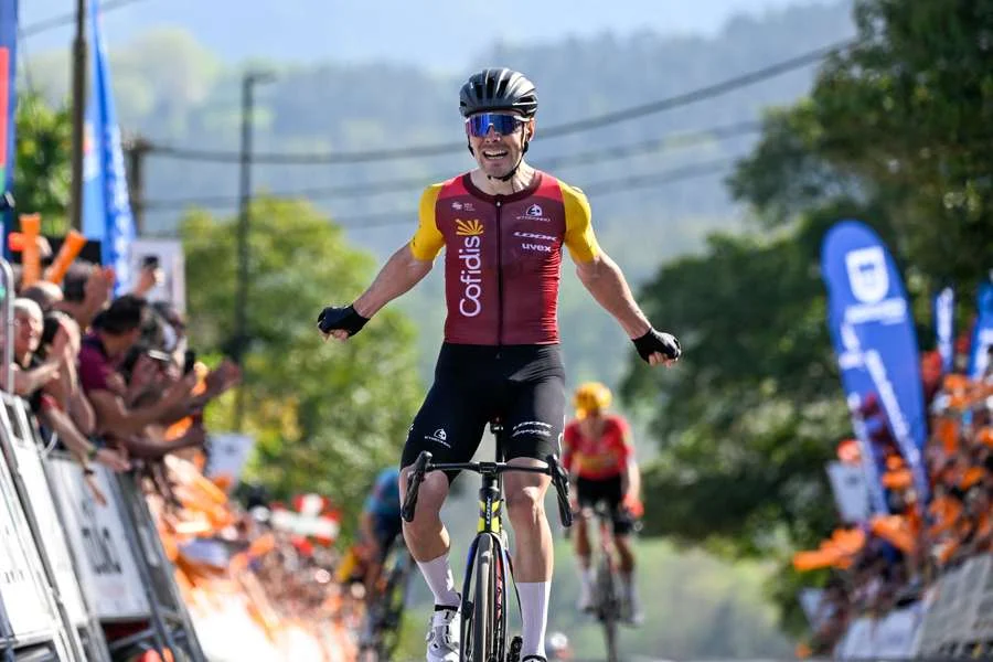 Ciclismo: Aranburu Conquista Vitória Emocionante Na Quarta Etapa Da Volta Ao País Basco E Líder Seixas Dispara Na Classificação Geral