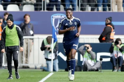 Marshall Munetsi: De Reforço Questionado A Herói Inesperado Que Salva O Paris Fc Na Ligue 1