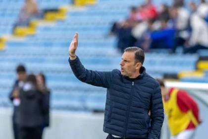 Petit Classifica Derrota Do Santa Clara Como ‘pior Jogo’ Da Equipe Na Liga Portugal; Silaidopoulos Celebra ‘caráter Coletivo’ Do Rio Ave Em Vitória Crucial