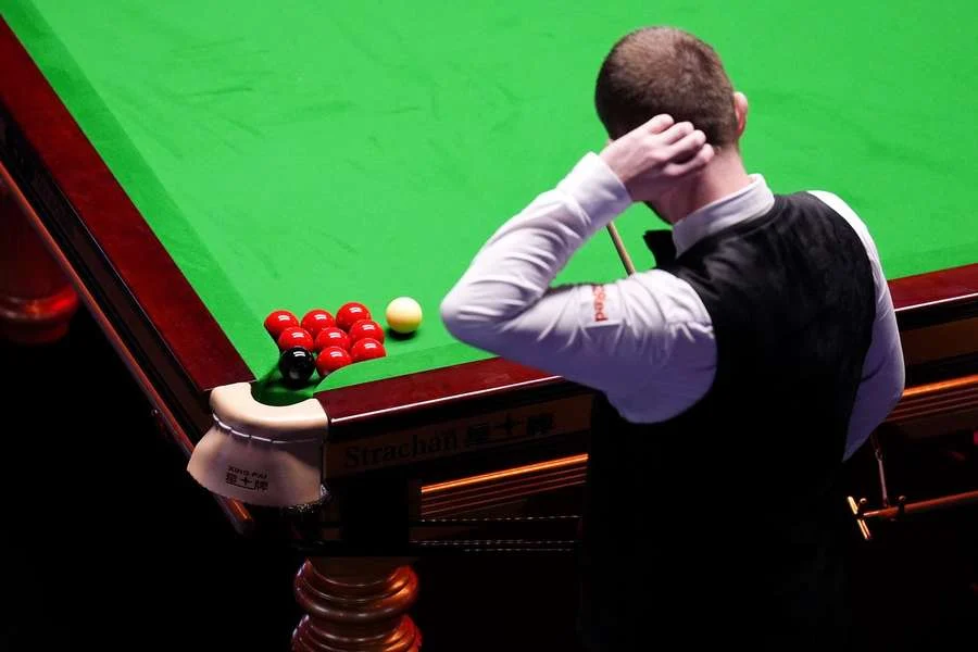 Snooker No Crucible: Frame Recorde Histórico De 100 Minutos Eclipsa Virada De Mark Allen Em Duelo Épico Com Wu Yize