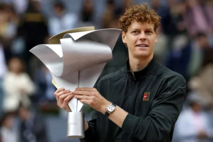 Jannik Sinner Implacável: Italiano Atropela Zverev E Conquista Inédito Masters 1000 De Madri Com Performance Dominante
