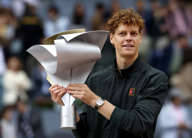 Jannik Sinner Implacável: Italiano Atropela Zverev E Conquista Inédito Masters 1000 De Madri Com Performance Dominante