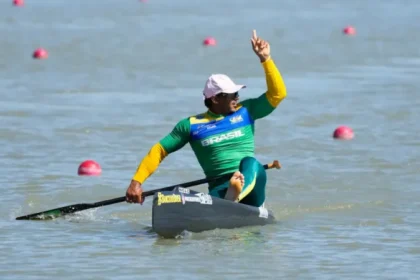 Isaquias Queiroz Conquista Prata Na Copa Do Mundo De Canoagem Na Hungria E Inicia Jornada Rumo A Los Angeles 2028