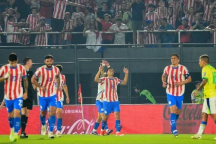 Artilheiros Do Paraguai Em Copas: Nelson Cuevas, O “pipino”, Reina Com 3 Gols E Desafia Nova Geração Da Albirroja