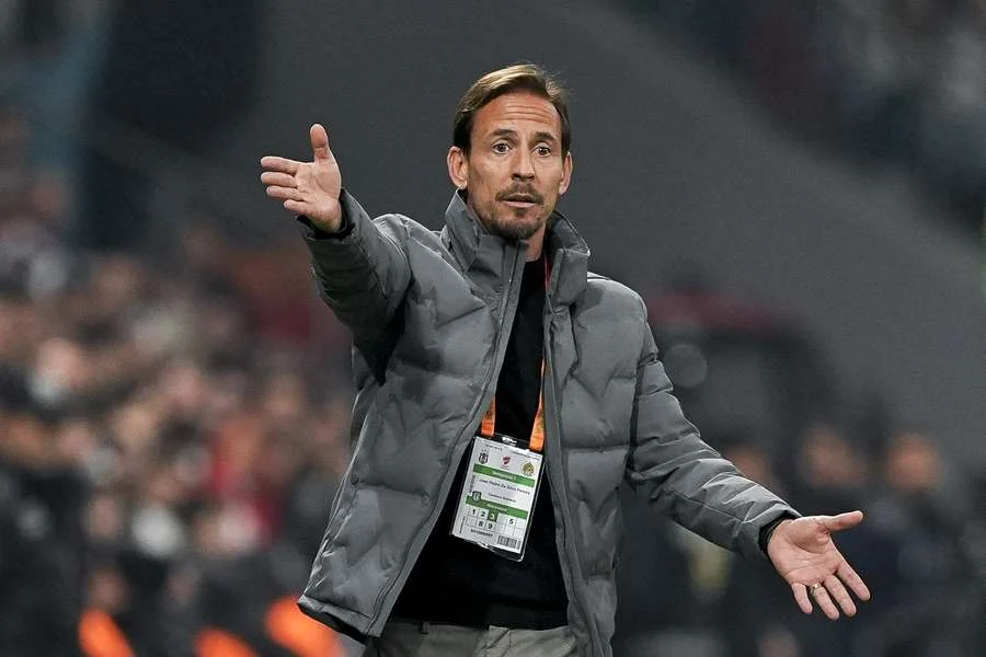 João Pereira Renova Com Alanyaspor Até 2027: Técnico Português Consolida Sucesso Na Turquia E Busca Mais Posições Na Superliga