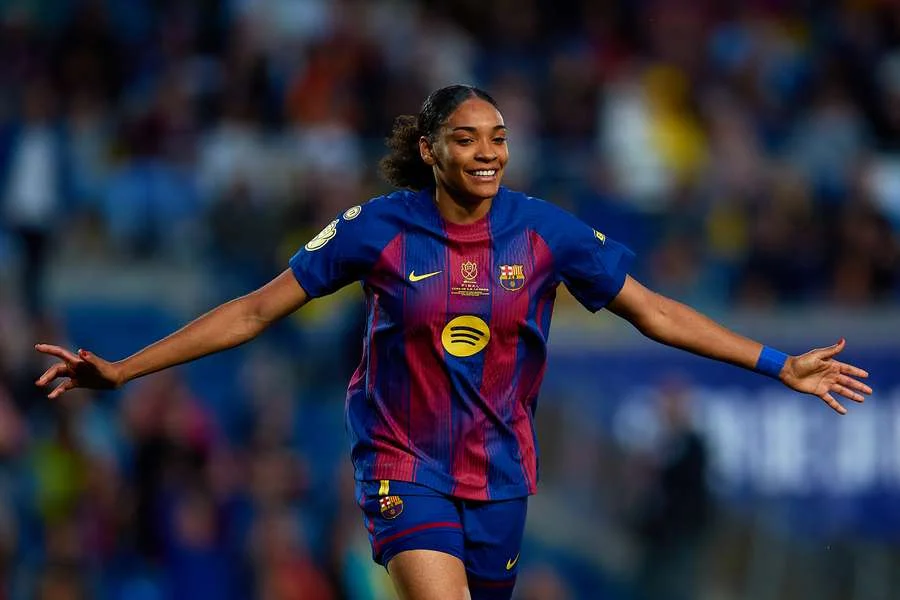 Barcelona Feminino Domina Atlético De Madrid, Conquista A Taça Da Rainha E Celebra Triplete Doméstico Em Dia De Recorde De Público