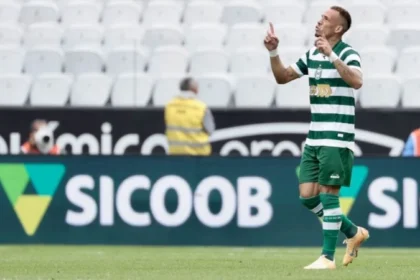 Breno Lopes Ofusca Neymar E Coritiba Goleia Santos Por 3 A 0 Em Tarde De Erro E Polêmica