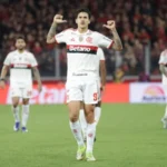 Flamengo Empata Com Athletico Pr Na Arena Da Baixada E Mantém Distância Para O Líder Palmeiras; Confronto Direto Pela Ponta Do Brasileirão Se Aproxima