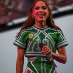 Anitta Lança ‘goals’ Com Lisa Do Blackpink Para A Copa Do Mundo 2026; Relembre Os Hinos Inesquecíveis Que Marcaram A História Dos Mundiais De Futebol