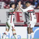 São Paulo Vence Boston River Por 2 A 0, Garante Liderança E Vaga Direta Nas Oitavas Da Sul Americana Em Noite De Alívio No Morumbis