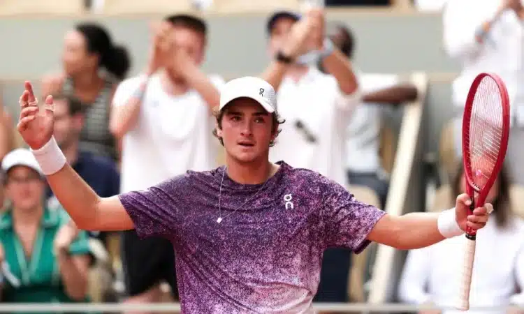 João Fonseca Enfrenta Casper Ruud Nas Oitavas De Roland Garros Após Virada Histórica Contra Djokovic